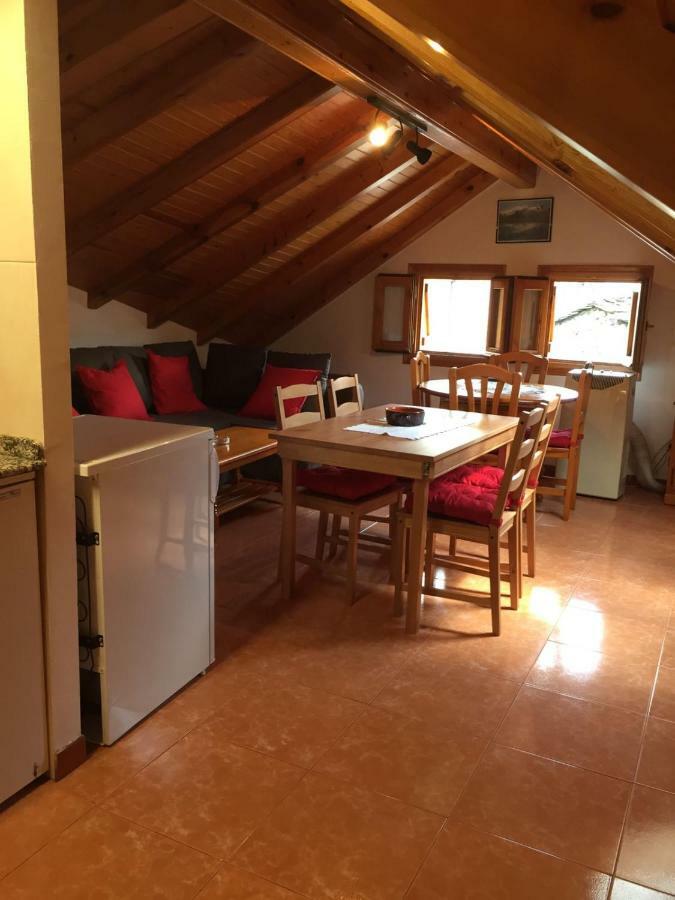 Casa Marsial Apartman Eriste Kültér fotó